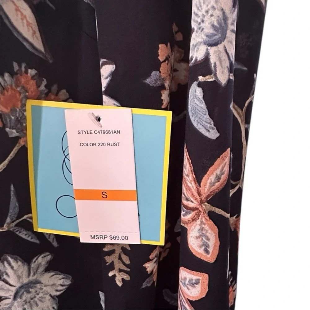 CeCe Floral navy Blouse brand new small MSRP69.00 - Picture 4 of 7